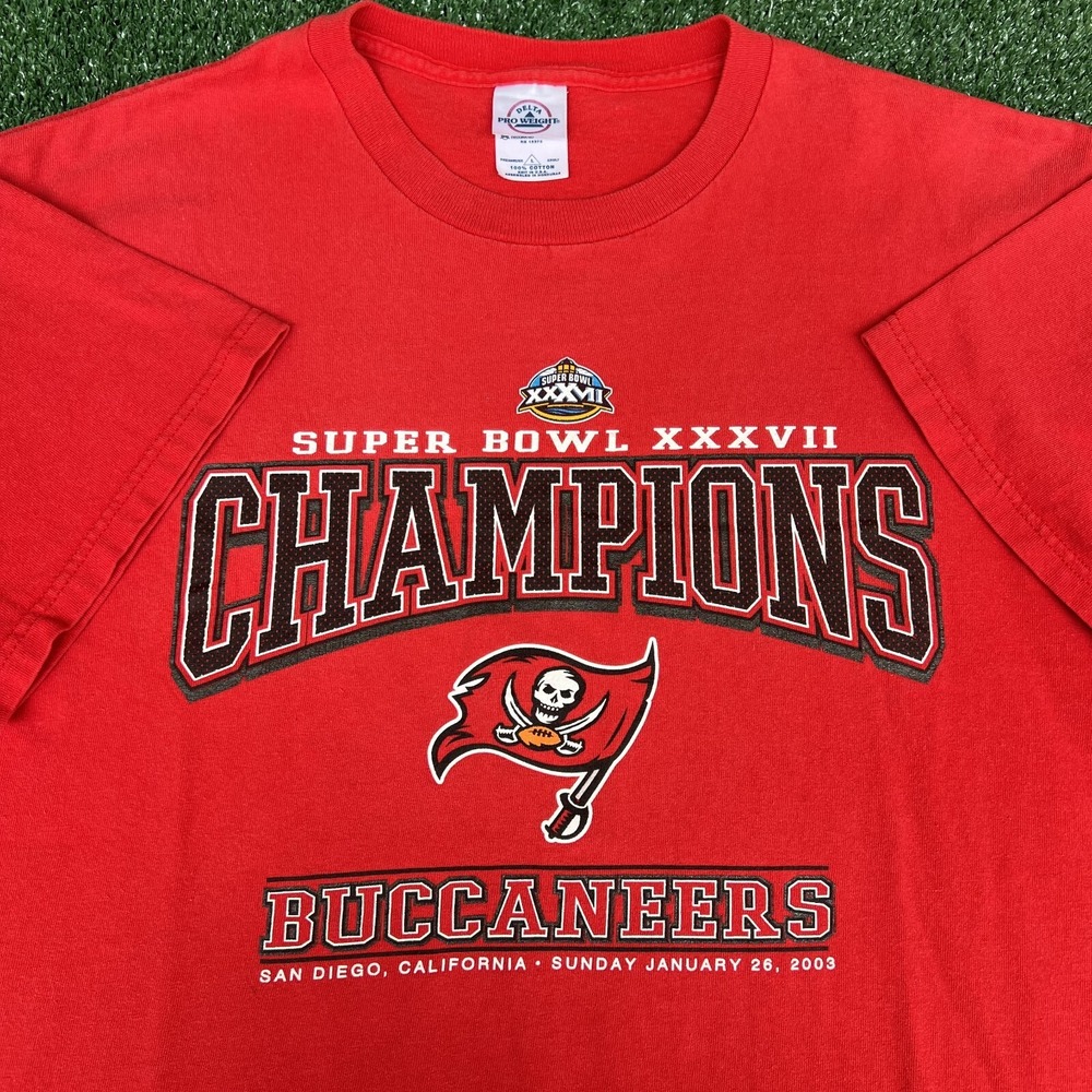 VTG Tampa Bay Buccaneers T-Shirt Mens Large Red NFL Delta Champions Super Y2K